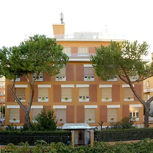Hotel La Casa Di Nazareth, Řím