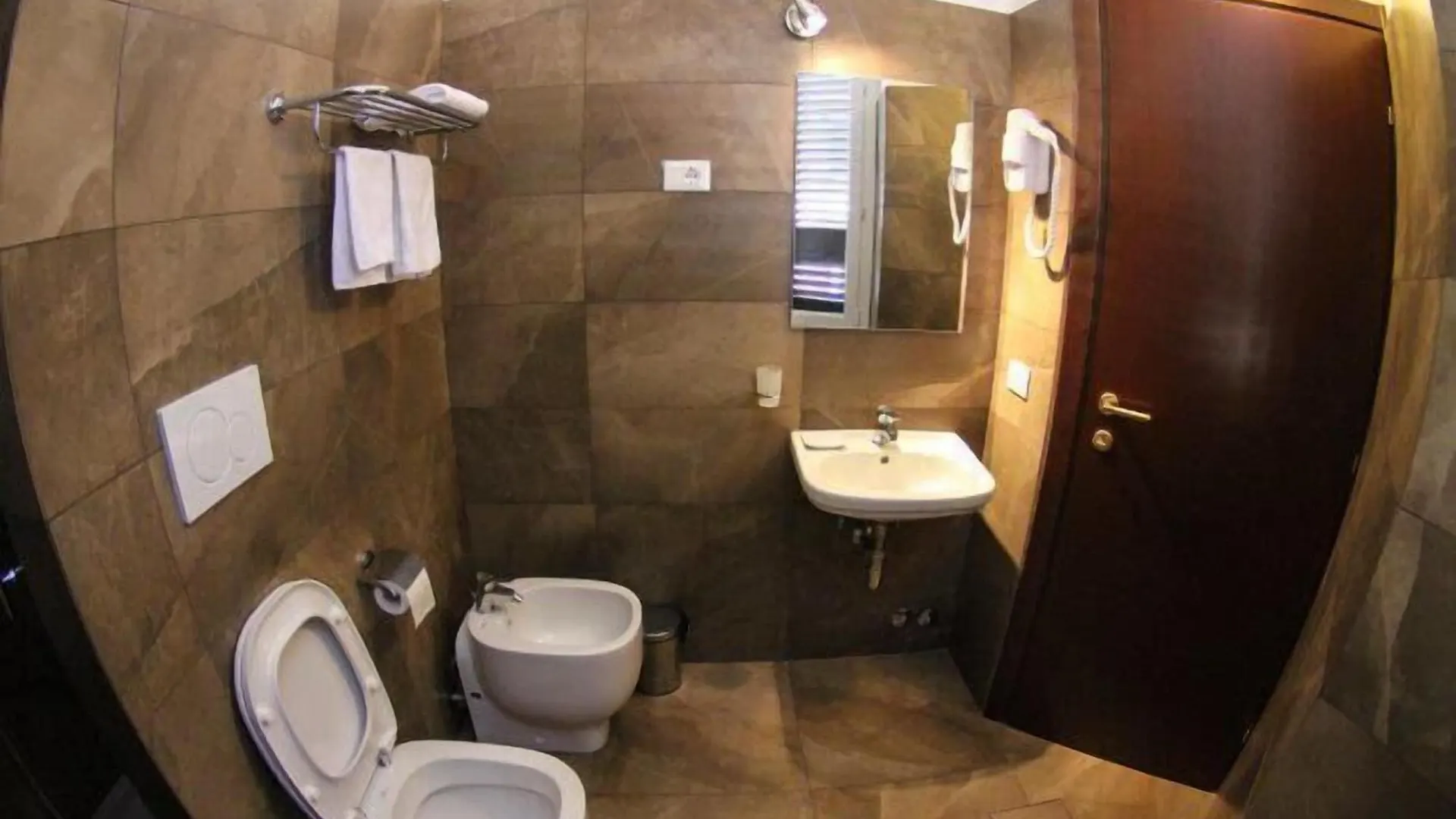 La Favola Di San Pietro Bed and Breakfast Ρώμη 2*,